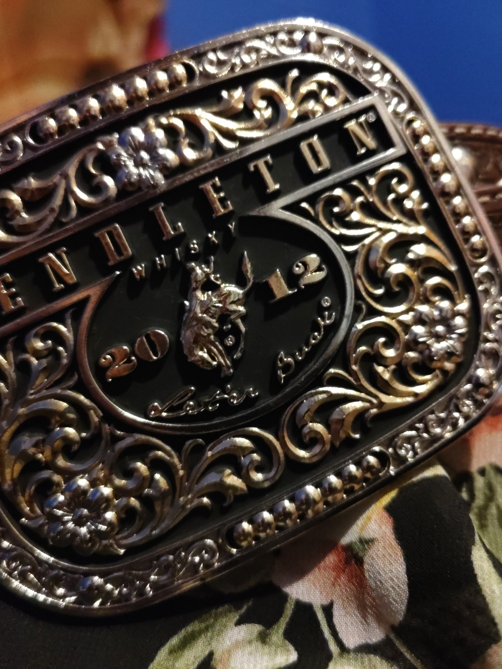 Pendleton Silver Decorative Belt Buckle W/ Leather Matching Belt